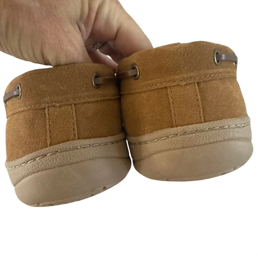 Clarks Indoor Outdoor Slippers Mens Size 9 Cinnamon New Leather Suede JMH0740